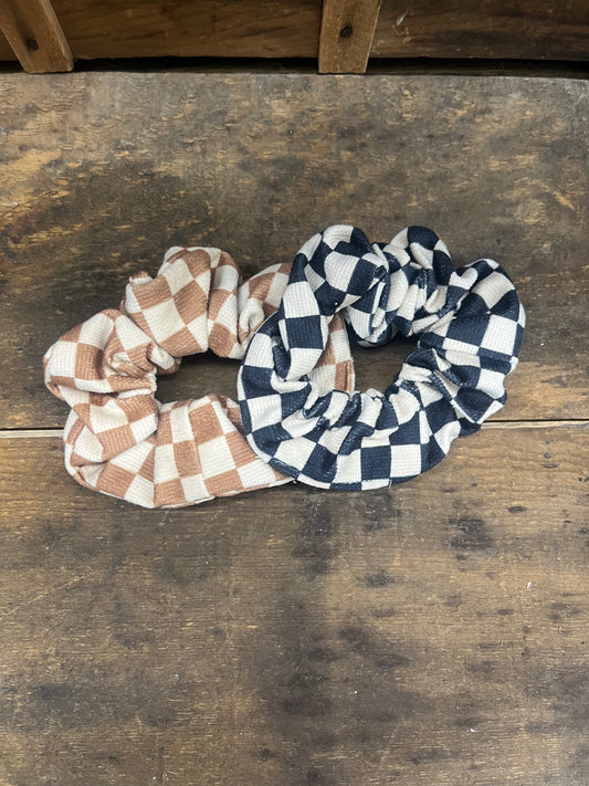 Checkered Scrunchie
